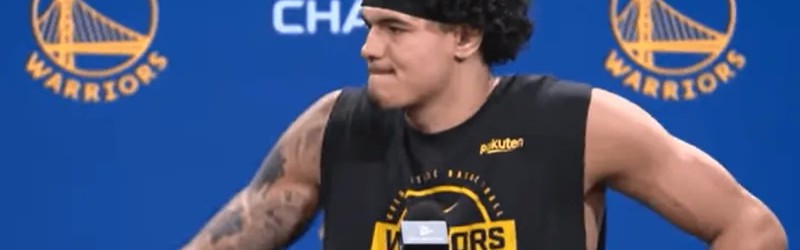 开云-桑托斯：库里看着状态很好，有他和我们一起在场真的很棒